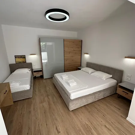 New Bazaar Studios Тирана Экстерьер фото