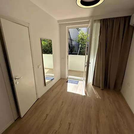 New Bazaar Studios Тирана Экстерьер фото
