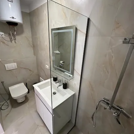 New Bazaar Studios Тирана Экстерьер фото